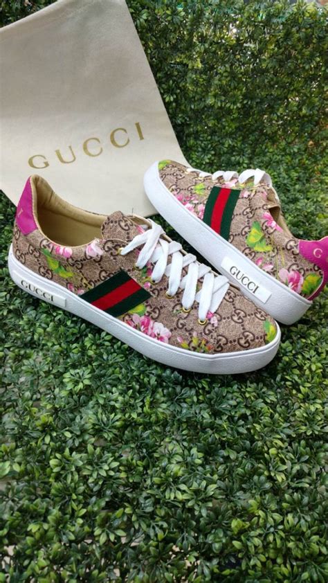 tenis gucci mujer flores|Tenis de Gucci para mujer .